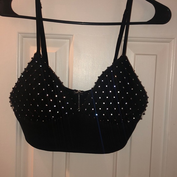 Cute top - Picture 1 of 2